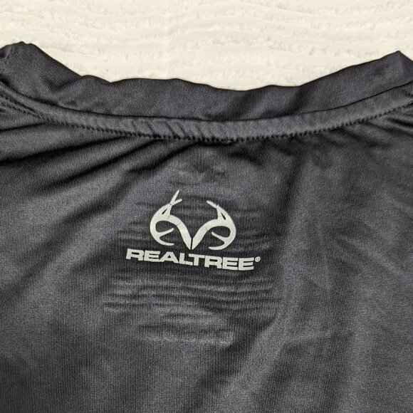 Realtree Men's Short Sleeve Polyester Elastane Base Layer XL Hunt Shirt Black - Picture 5 of 5